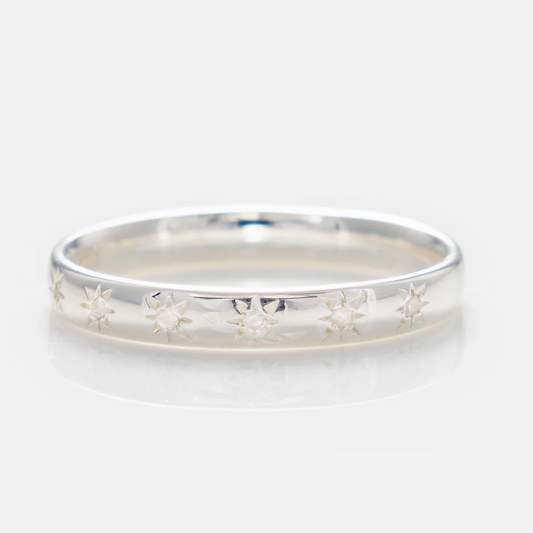 Simple Star Set Diamond Band