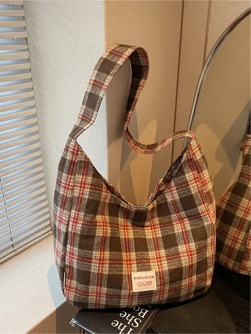 Retro Plaid Underarm Bag