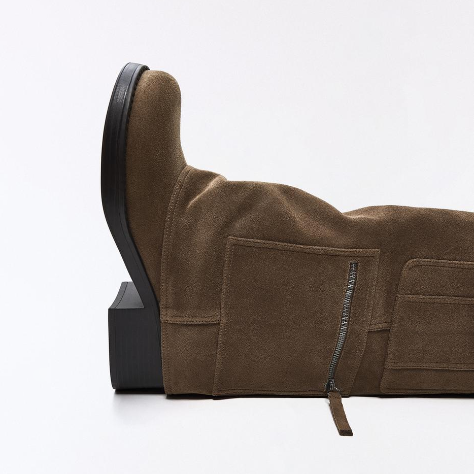 Flat Boots with Pant Pockets