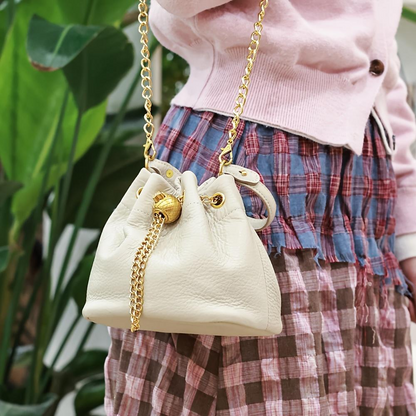 Ladies' First-Layer Cowhide Bucket Bag